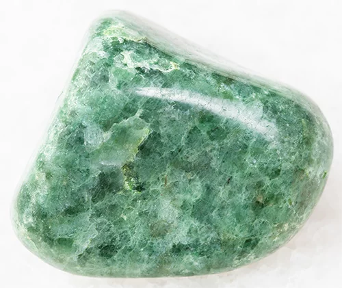jade crystal for insightful dreaming